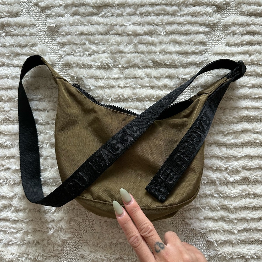 BAGGU small crescent - seaweed EUC